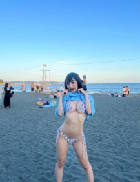可欣（カシン）24歳、156cm、44kg、D＋カップ