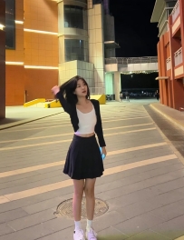 身材介紹：   身長：小玫   165身高47體重C+奶罩杯  19y