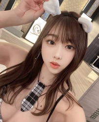 Height: Yangguang 162cm 49kg 22 years old Content introduction: