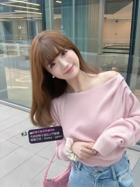 👠 Girl’s Name: Hoshino — 158cm / 47kg / F-cup (plump and round)