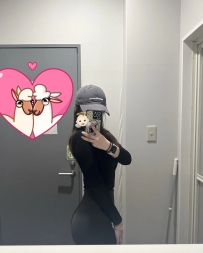 身長： 浅香 165cm 46kg 小D 25y