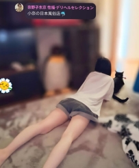 名前：月島 なな（つきしま なな） 158cm／46kg／Dカップ／20歳