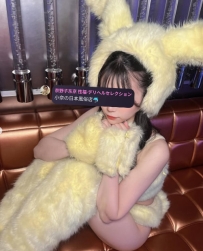 名前： 月原 るり（つきはら るり） 156cm / 44kg / Eカップ / 20歳