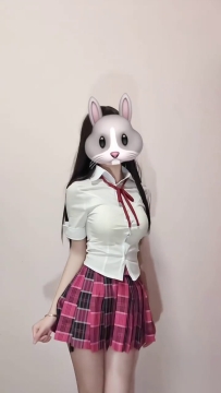 🇯🇵 名前：原 比奈（はら ひな） 18歳（高校3年生）／156cm／42kg／Cカップ