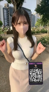 🇯🇵名前内容紹介： 【えみ｜22歳】 T155・B86(D)・W55・H83｜
