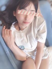 身長：巧麗   160cm 47 E+ 21歲