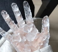 這是我和哥哥們聊天打字的手 好冷好冷🫠