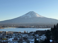 早安安~ 願大大們今日喜氣洋洋伴福來~