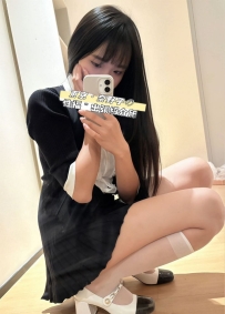 超嫩的萝莉类型    照片本人！！！